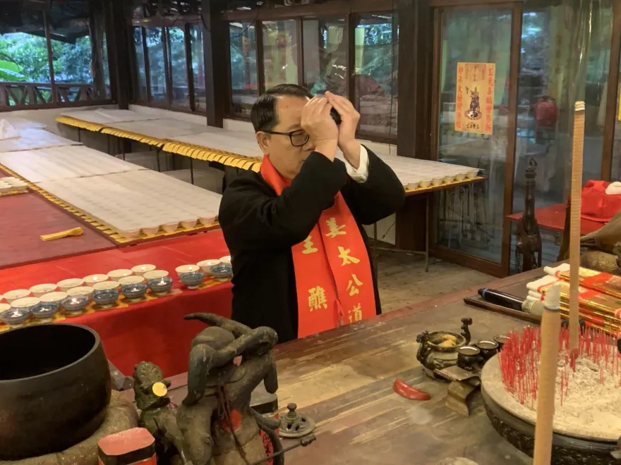 全台降瑞雪！陽明山姜太公道場　龍年國運籤出爐