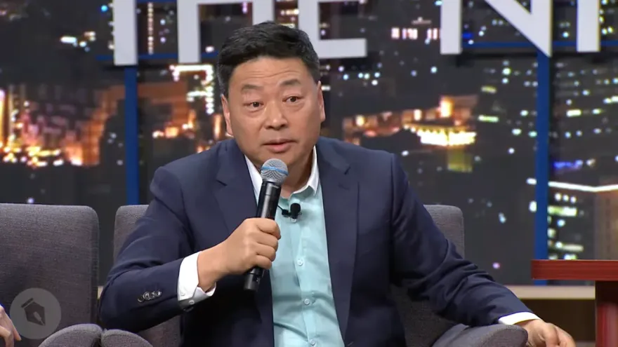 《賀瓏夜夜秀》嘲笑身障律師遭轟！障權會發聲明「對身障者要保持尊重」