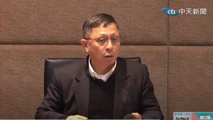 影/「不像中天會惹你們不高興」　記者嗆爆NCC：鏡電視偷渡政論節目也不怕撤照