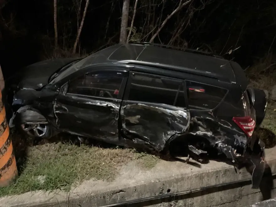 台東卑南鄉賓士「時速200」逆向狂飆　對撞2車成廢鐵5人送醫