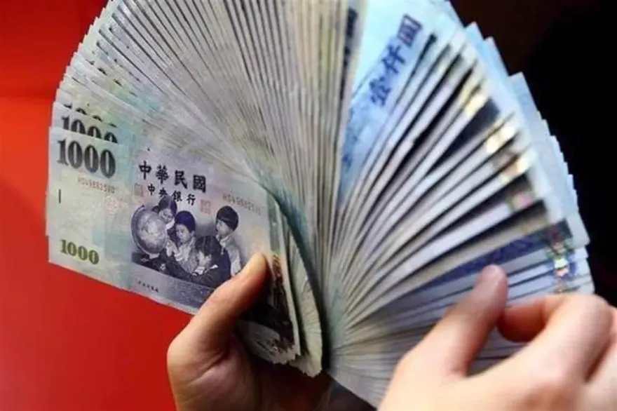 大禮包6000又要來了？ 去年稅收超徵3617億  綠委曝「這族群」有望受惠