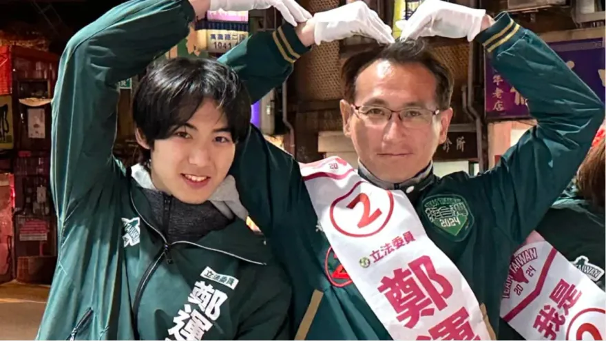 鄭運鵬挨酸「靠兒選舉」！德德首獻聲《夜夜秀》　賀瓏讚：像韓星
