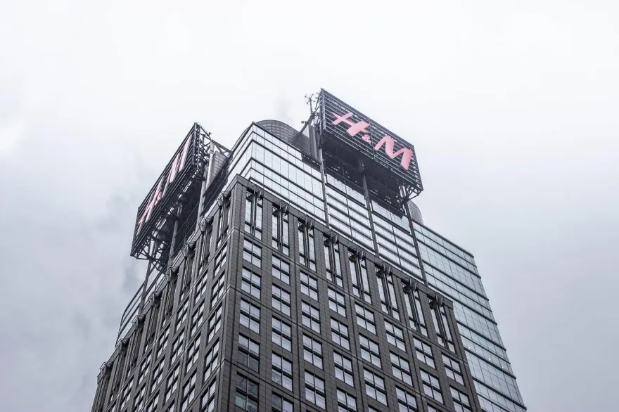 20%門市關門大吉！H&M宣布關閉西班牙28間分店　同時裁員588人