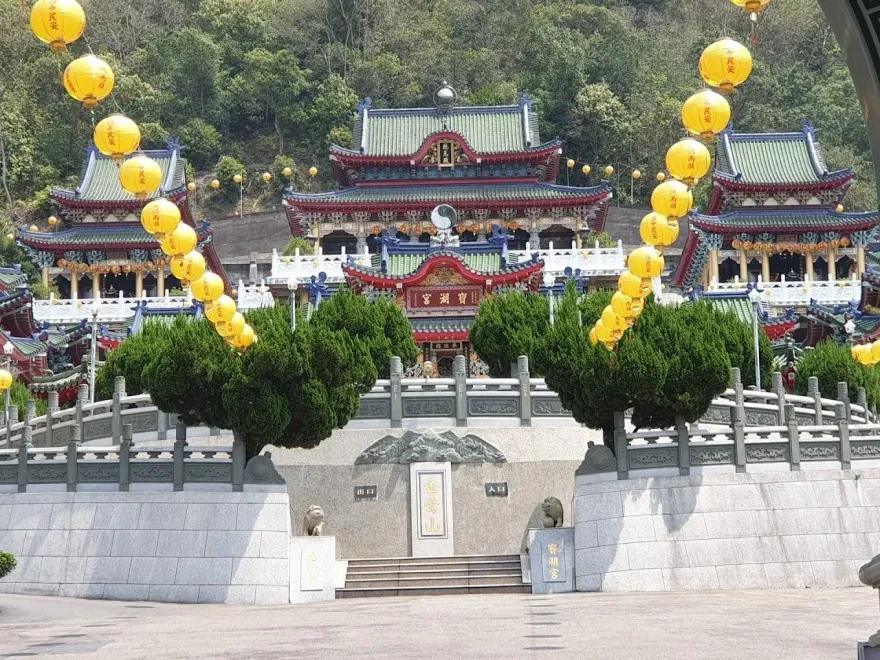 有求必應/南投天地堂地母廟湧靈泉　絕美「台版青瓦台」網美打卡必訪