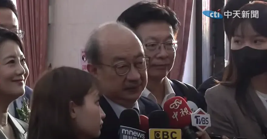 嗆黃珊珊是女版韓國瑜！　柯建銘：不可能去換一個雞肋副院長