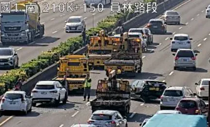 快訊/國1員林段「10車大追撞」！佔2線道　回堵到埔鹽系統