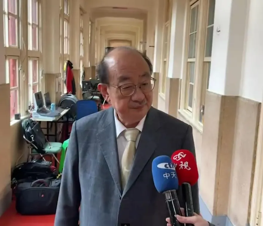 獨家/立院開議喬不攏　民眾黨不想跟國民黨合作？柯建銘說話了