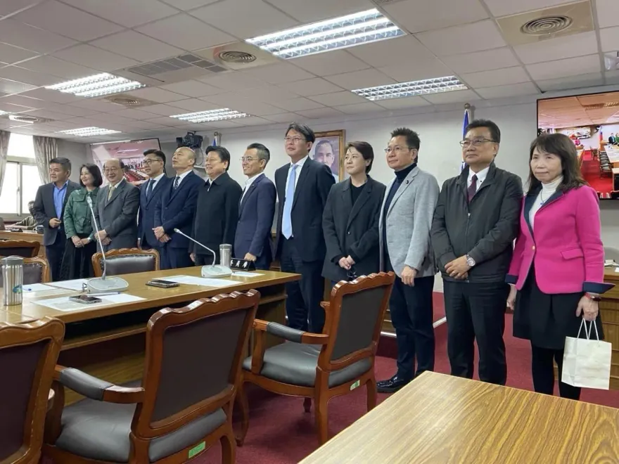 韓國瑜下午主持食安專報協商　民眾黨確認會出席