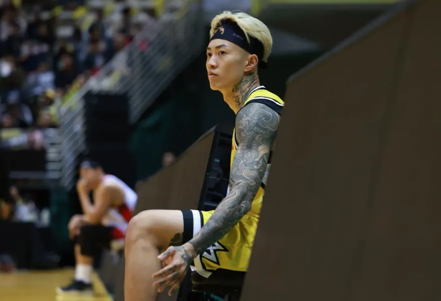 影/滿滿洋蔥！李威廷「滿身刺青、一頭金髮」飆生涯新高13分　獻給天上媽媽