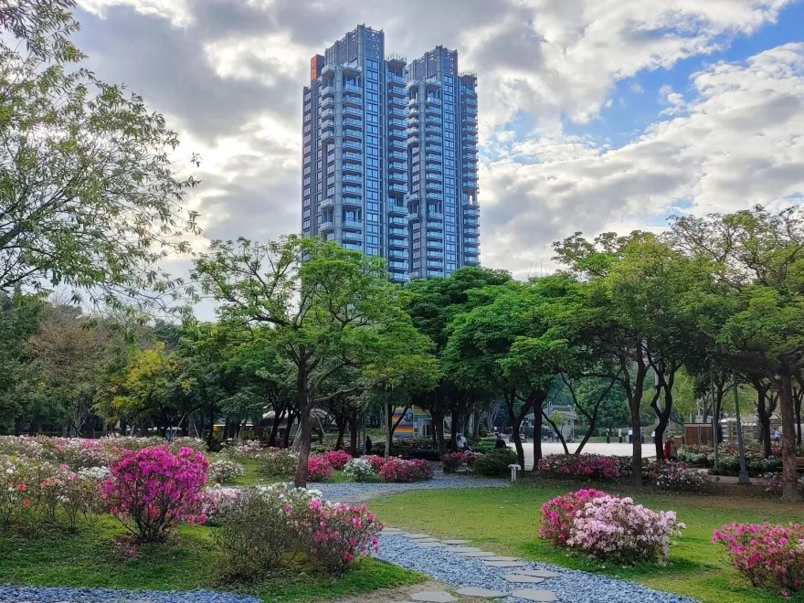 桃園神秘客4.2億買信義聯勤！單價超越去年　近三年大安公園首排豪宅這棟29筆最熱賣