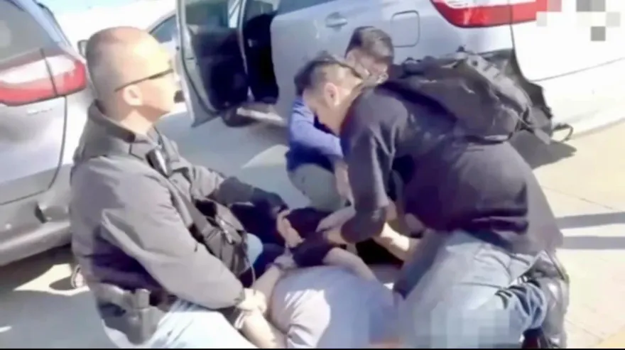影/販毒集團24小時一條龍經營　警拔槍圍捕逮19人