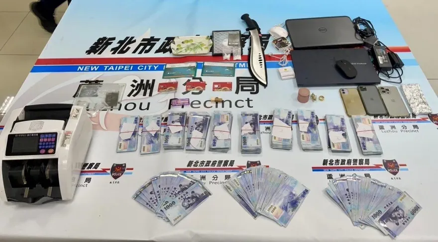影/警抓詐騙車手溯源追上游逮18人　查扣霰彈槍、大批毒品9嫌羈押