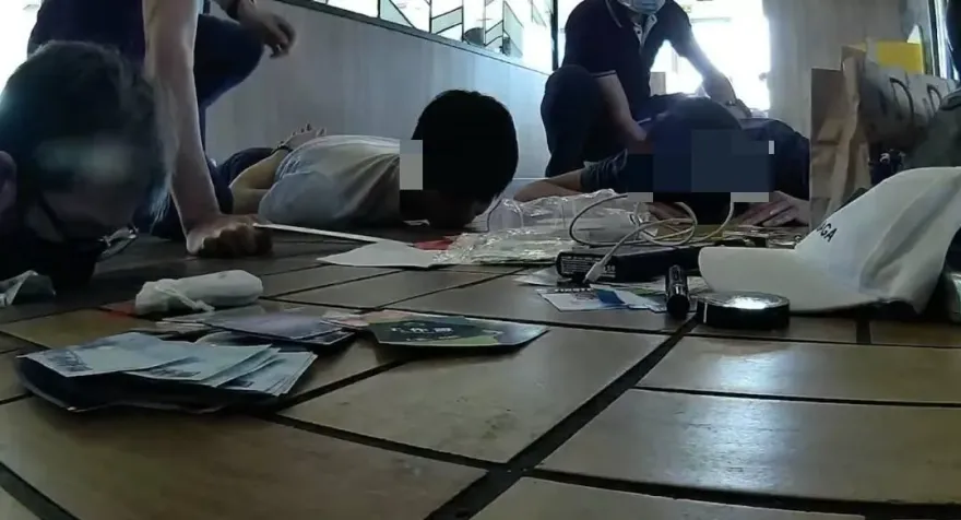 影/誤信LINE投資群組！598萬飛了　台中男速食店面交百萬智逮3車手