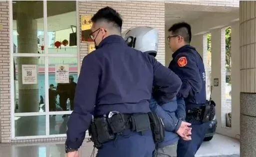 快訊/不爽太吵就砍！台中驚見鄰居喋血事件　年初三慘「見紅」重傷救治中