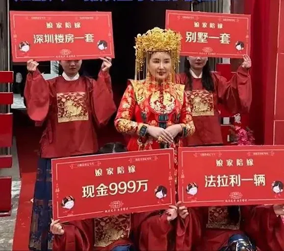 豪曬「999萬現金+別墅+法拉利」嫁妝　超派新娘家底曝光！