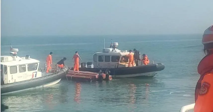 影/陸艇越界捕魚遭海巡驅離！4落海2死　國台辦：民進黨當局粗暴