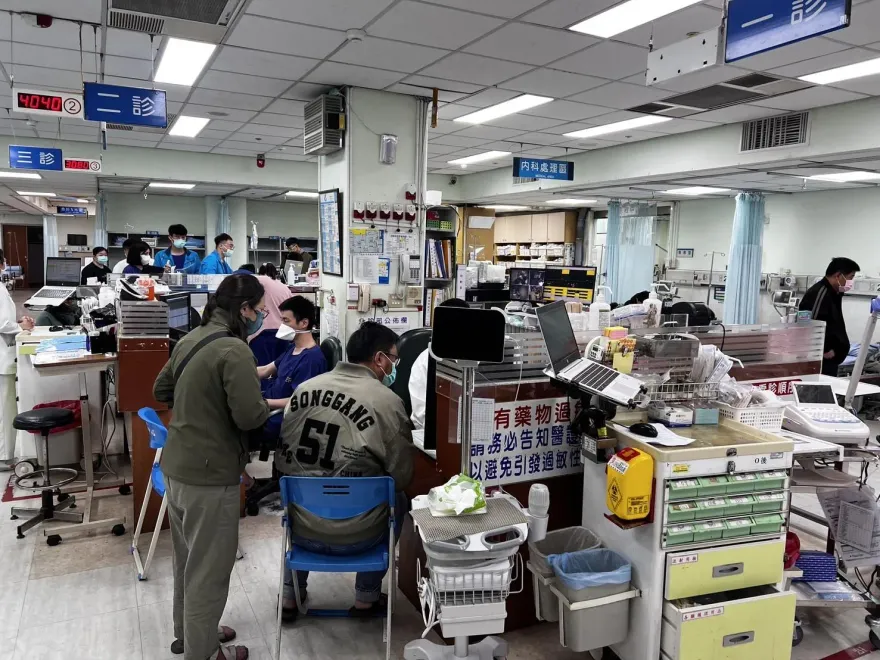 春節屏東基督教醫院急診爆滿！呼吸道感染、支氣管肺炎佔44％