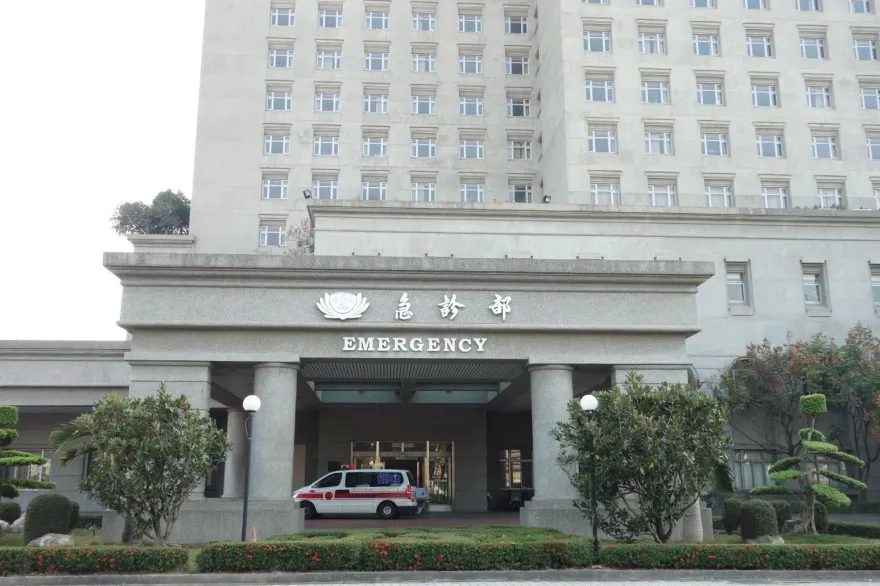 偷拍病患「隱私部位」！慈濟前護理師被查出「自爆」　檢方今起訴