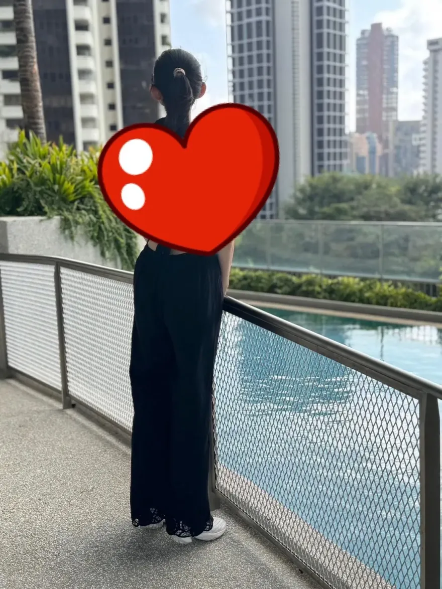美魔女！50歲女主播罕見秀美背　粉絲嚇歪引熱議