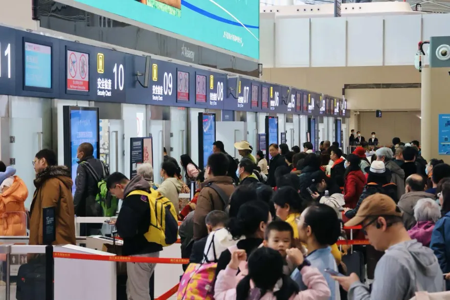 擠爆！大陸8天春節假期結束　陸海空湧現大量收假人潮