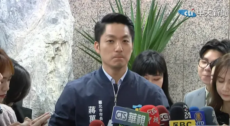 影/綠委嗆邀盧秀燕立院備詢瘦肉精！　蔣萬安轟「亂了套」王世堅躺中槍