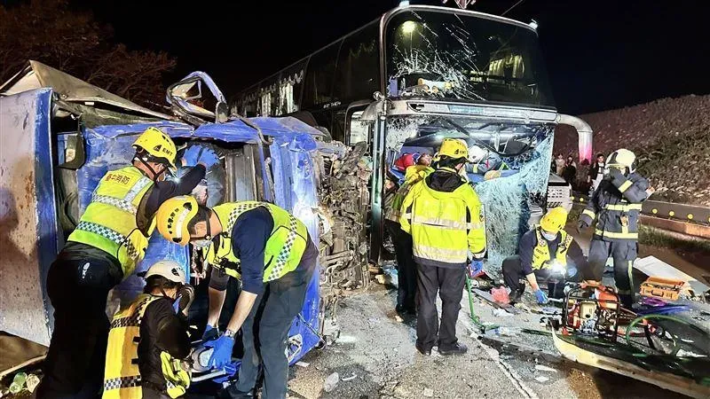 快訊/網紅「肥大叔」員工旅遊遇死劫 　女導遊左腿截肢保命