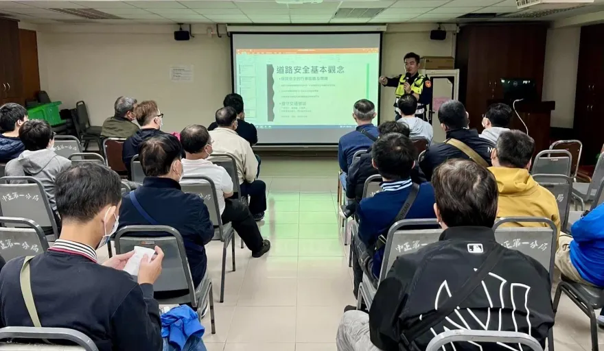 北市每年上千件外送員車禍事故數百人傷　警邀Uber Eats舉辦交安講習