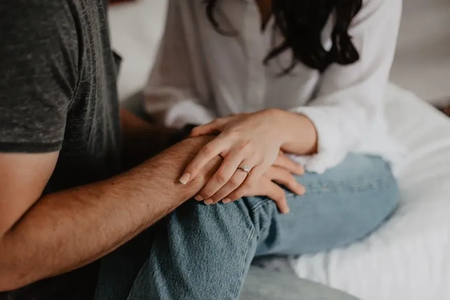 老婆「年薪500萬」超強勢！32K男出門被控管　網：性別對調就完蛋