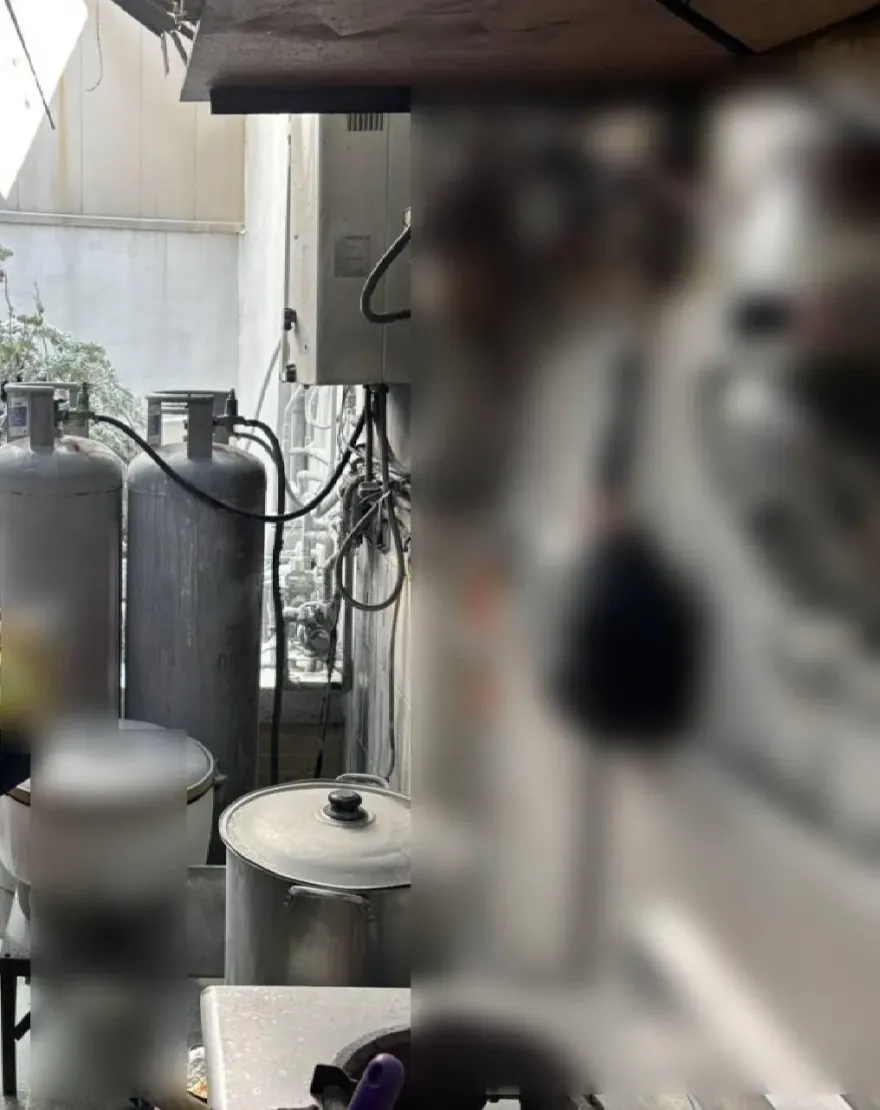 快訊/高雄土魠魚羹名店驚傳氣爆！疑換瓦斯桶外洩　店員點火釀禍