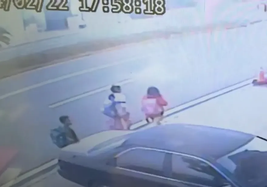 影/集氣！彰化國小生遭休旅車撞飛「昏迷指數3」　彰基霸氣全免醫療費用