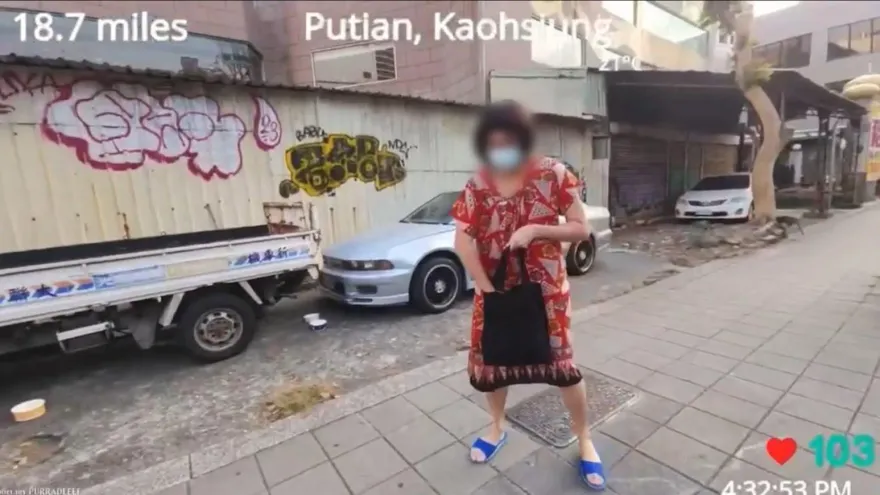 影/星版晚安母雞！新加坡女網紅遭丟雞蛋　怪婦落網被拆穿自導自演遭法辦