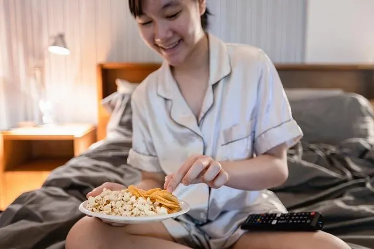 休假放鬆零食一口接一口？「5款零食」不只護心血管還降膽固醇