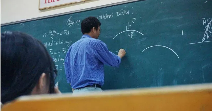 假美學歷爽當4校師2年！感情生變被妻舉發　遭判6個月