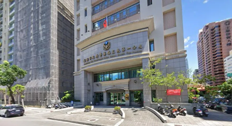 快訊/高雄三民區商旅房間飄煙味　空軍官校19歲學生倒臥房內死亡