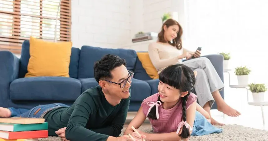 妻年收350萬隨便花　全職奶爸睡到自然醒「還受肯定」！網：嫁得真好