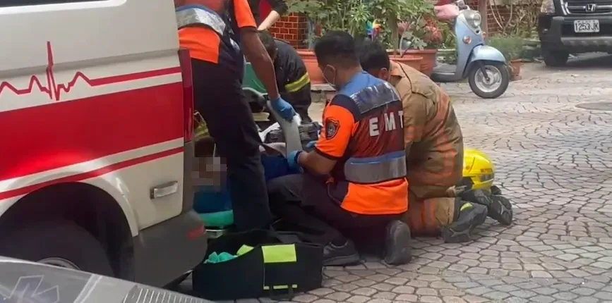 台南40歲男打牆突昏厥！身體不適從1米高墜落　搶救中