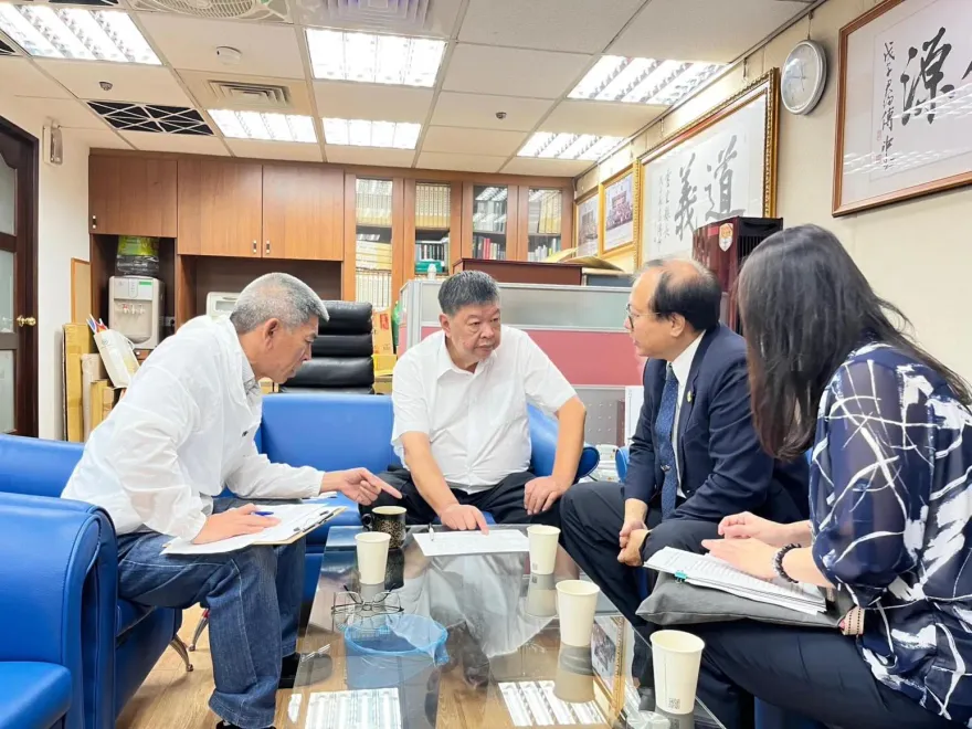 拍板了？傳國民黨禮讓「這席召委」給民眾黨　粉專氣炸公開「倒貼藍」成員名單
