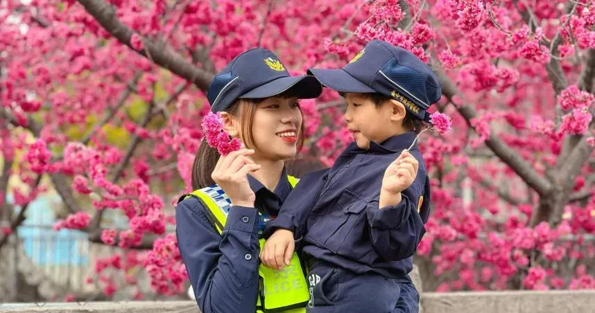「最美派出所」櫻花季配正妹女警？　遊客到場撲空...派出所親解