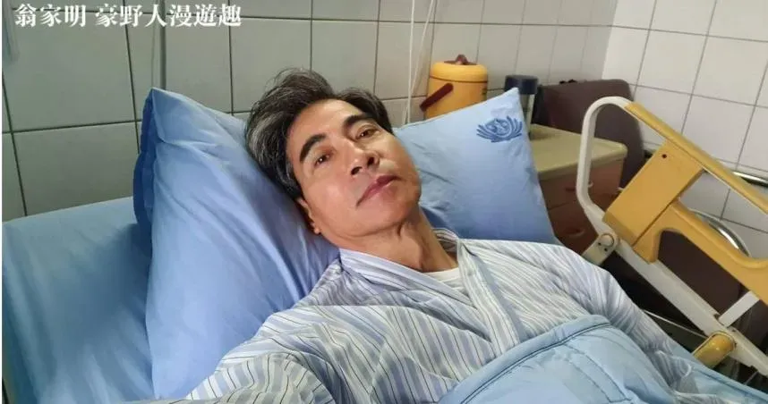 61歲翁家明突PO「倒臥病床照」嚇壞粉絲！本人親曝現況：是劇情啦