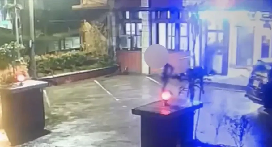 基隆警殉職/還原驚悚過程！婦人遭波及撞傷　直擊貨車狂男撞進分駐所
