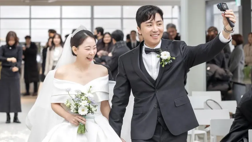 韓YTR「肌肉山山」結婚了！　甜曬婚紗照曝重大決定：在台生活