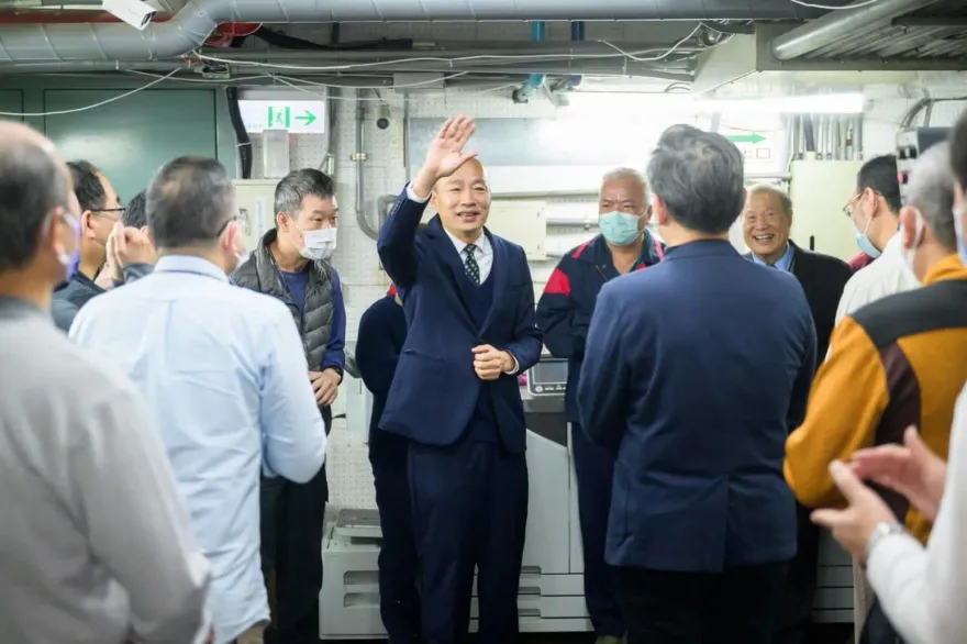 民進黨怕了「卡韓不成竟架空韓」！　王鴻薇曬1圖狠打臉吳思瑤：不識字嗎