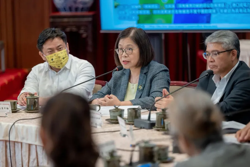 管碧玲「刪除軍公教年終慰問金」黑歷史遭起底！　媒體人轟蔡政府：根本羞辱海巡署