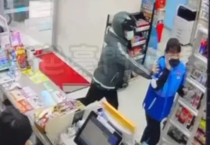 影/扯！台中男沒帶身分證發票兌獎遭拒　暴怒推打超商女店員
