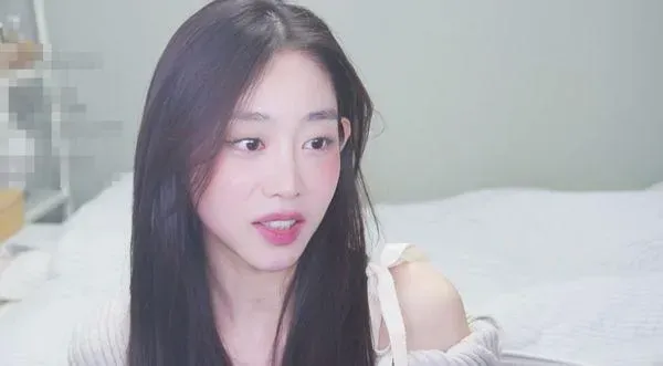Lovelyz智秀被拍到在工廠當女工維生！坦承：考慮很久才開始做