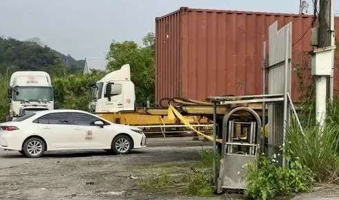 快訊/基隆34歲男除草觸電　肚子燒破大洞送醫不治