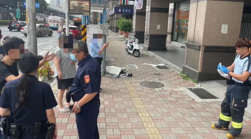 冷氣17樓空降砸死政大生！　工人認罪、冷氣行老闆「打親情牌甩鍋」