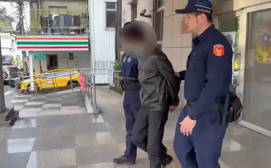 影/新北新店男凌晨闖民宅砍傷2人　遭逮稱「為友人討公道」