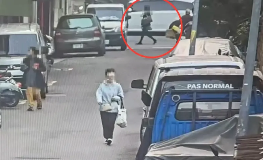 影/影片曝光！北市護校門口男扮女裝　戴假髮穿制服警追查身分