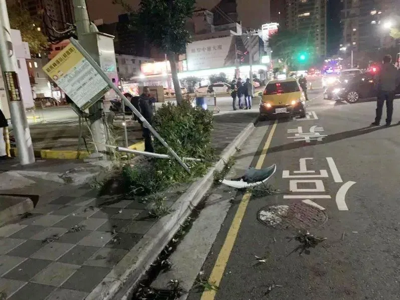 快訊/持續追緝中！北投分局警衝台中逮藥頭　開11槍仍被衝撞警車兔脫